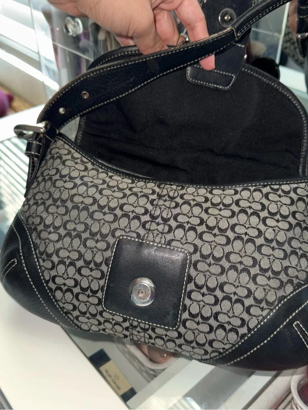 Vintage Coach Mini SoHo in Black And Grey Shoulder Bag  🖤✨